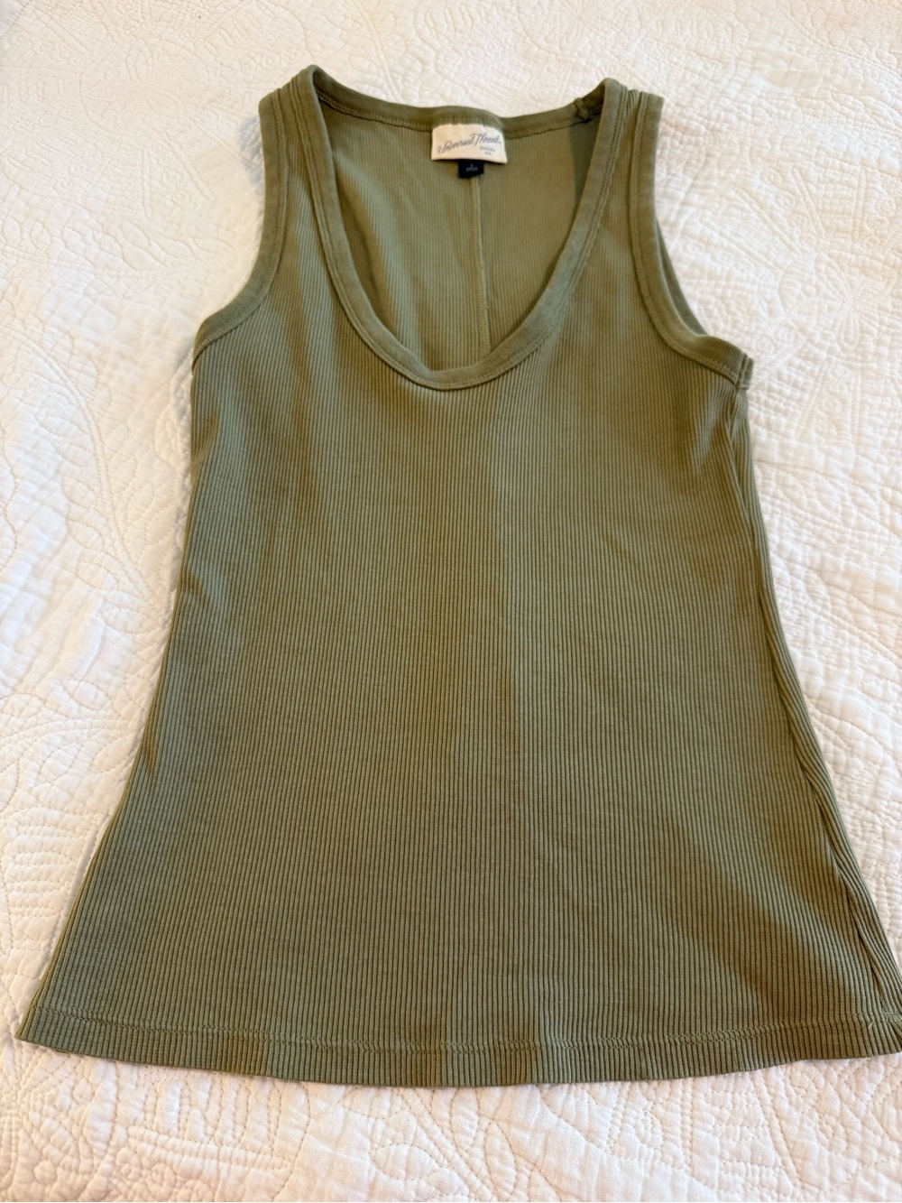 Universal Thread Olive Green Ribbed Scoop Tank - Picture 2 of 4